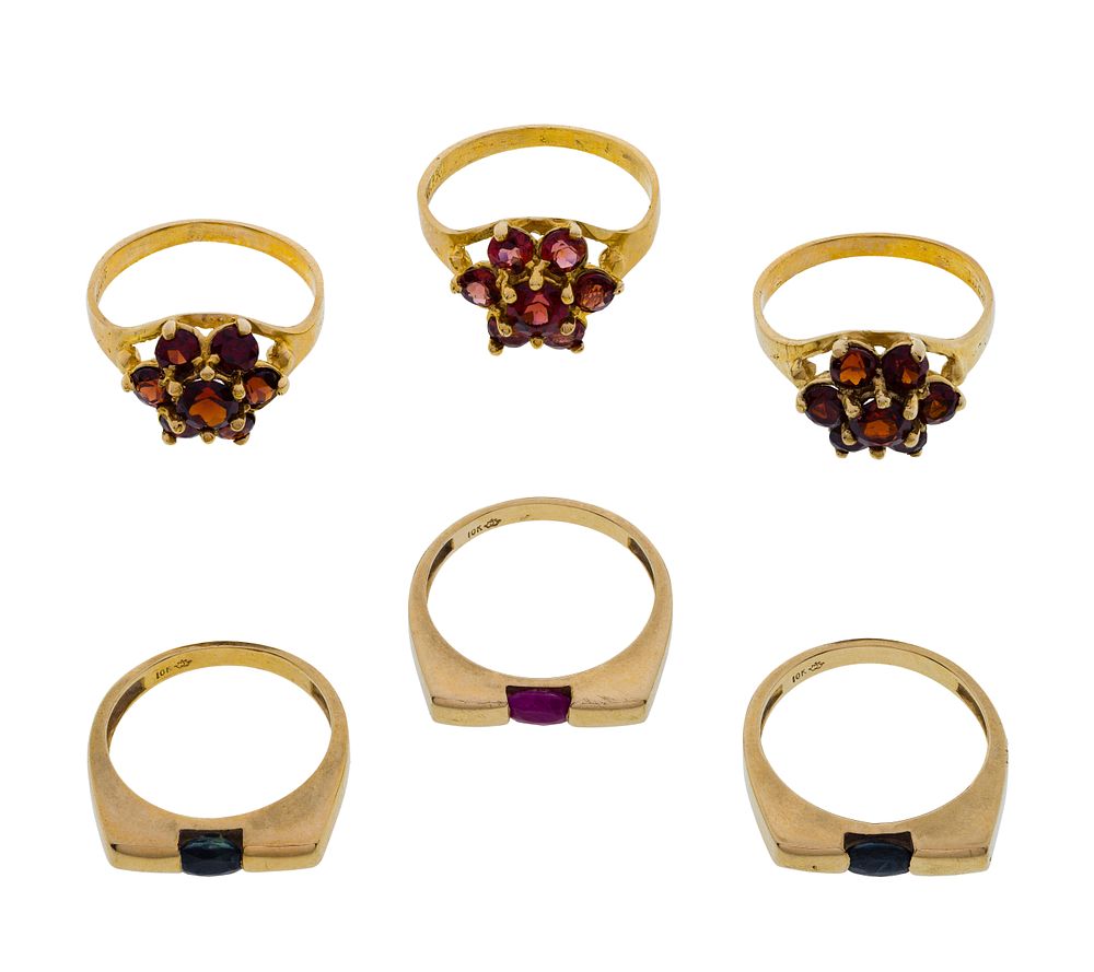 Lot 412: 10k Yellow Gold and Gemstone Ring Assortment