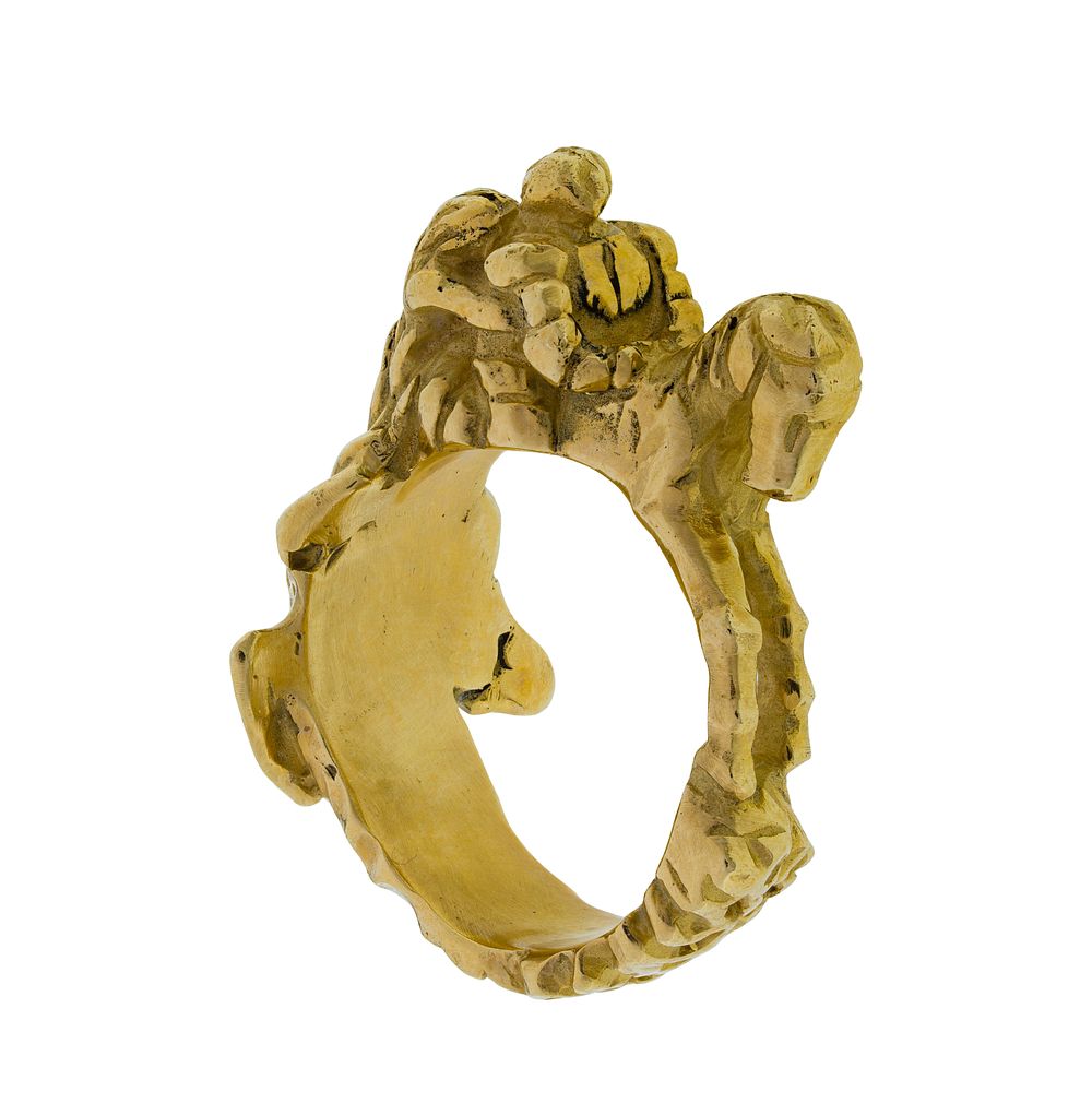 Lot 439: 14k Yellow Gold Ring