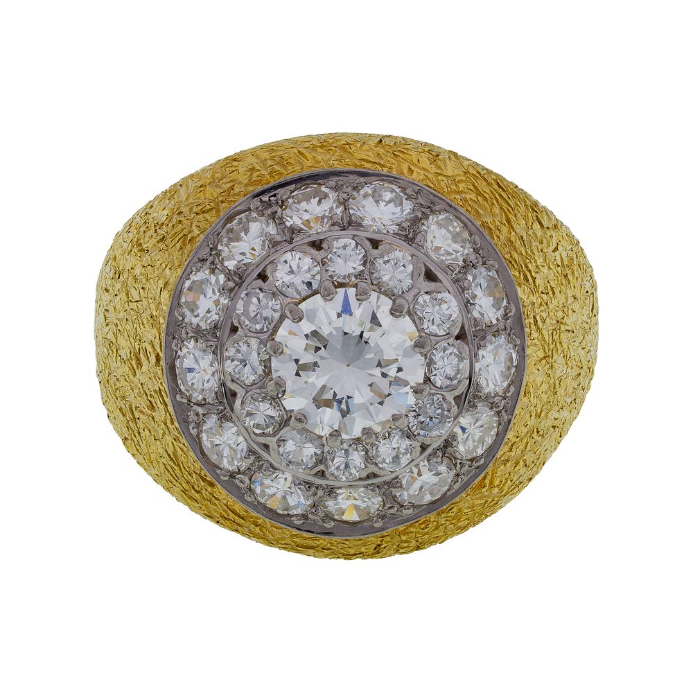 Lot 451: 18k Yellow Gold and Diamond Ring