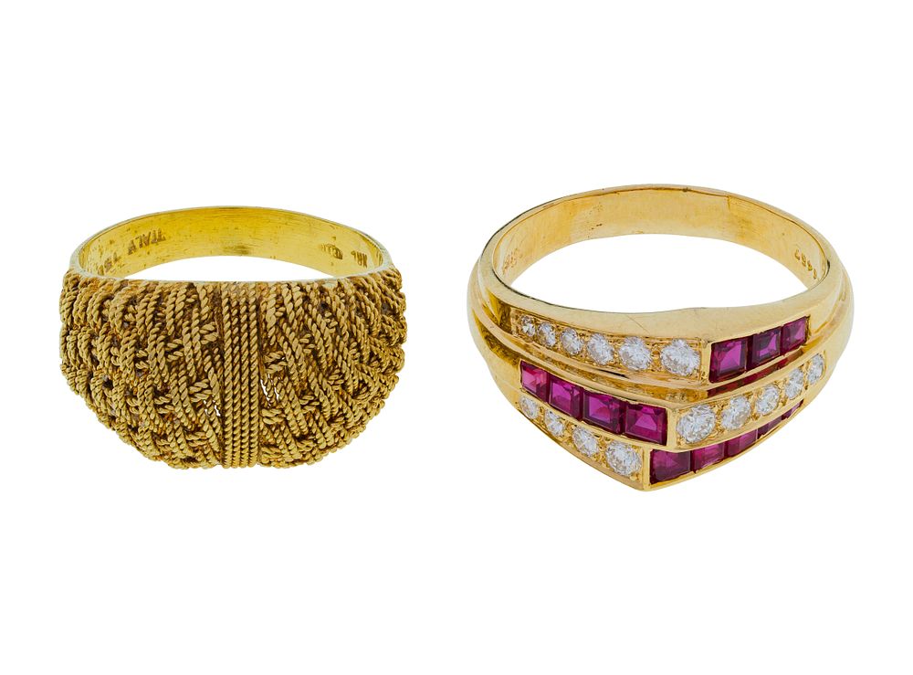 Lot 457: 18k Yellow Gold Rings