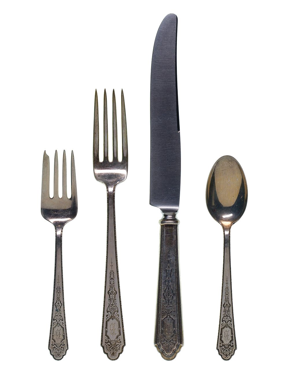 Lot 467: Treasure Mary II Sterling Silver Flatware Service