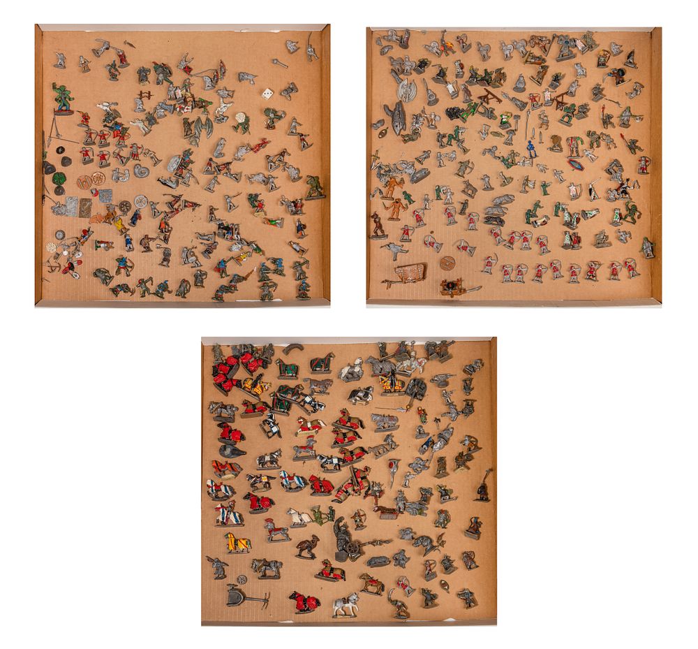 Lot 275: Fantasy Role Playing Figure Assortment