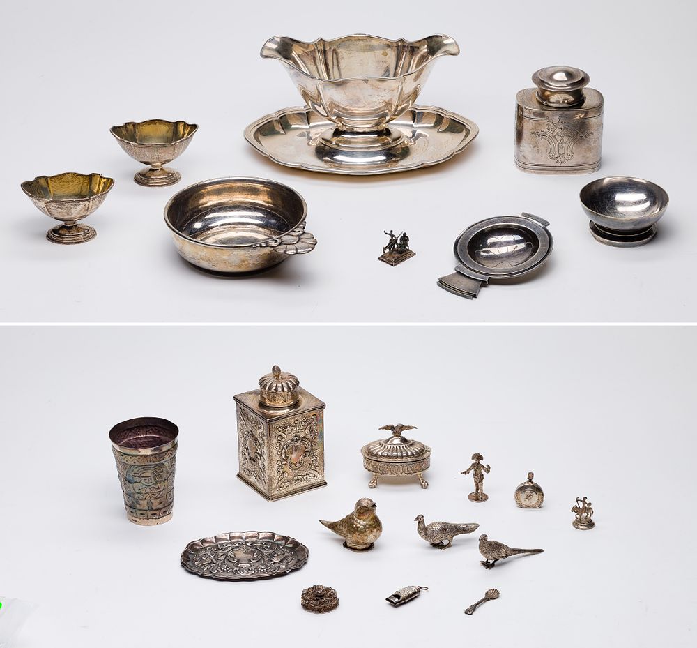 Lot 324: Sterling Silver Table Objects