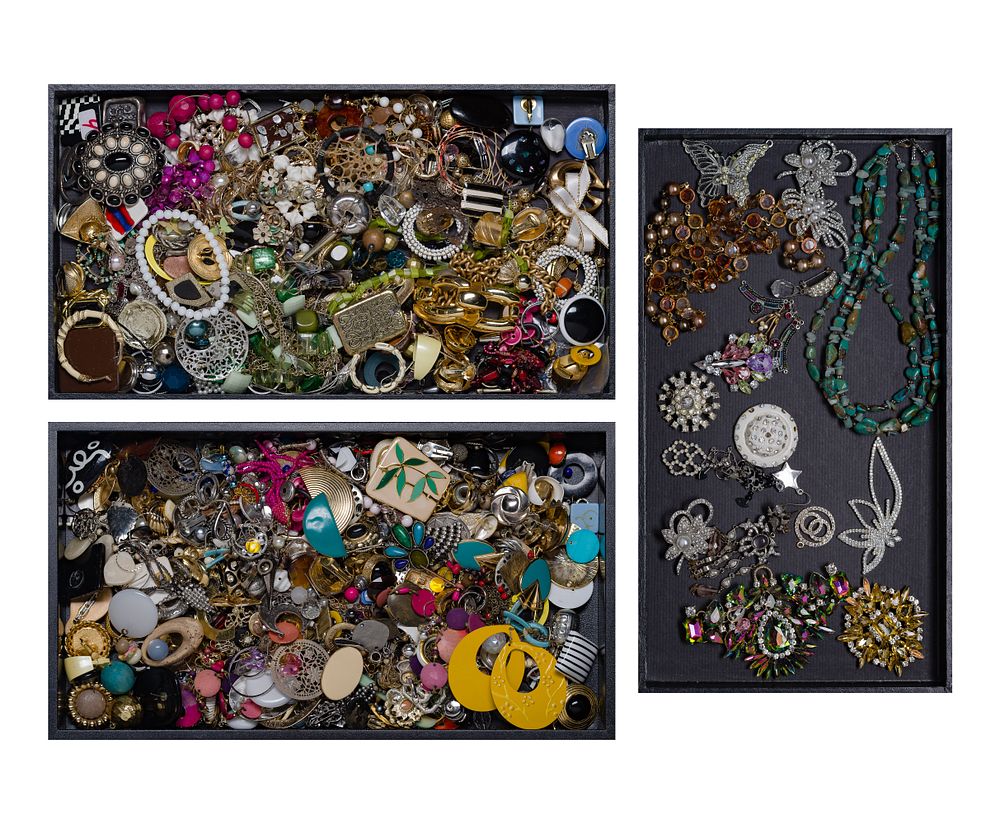 Lot 337: Rhinestone and Costume Jewelry Assortment
