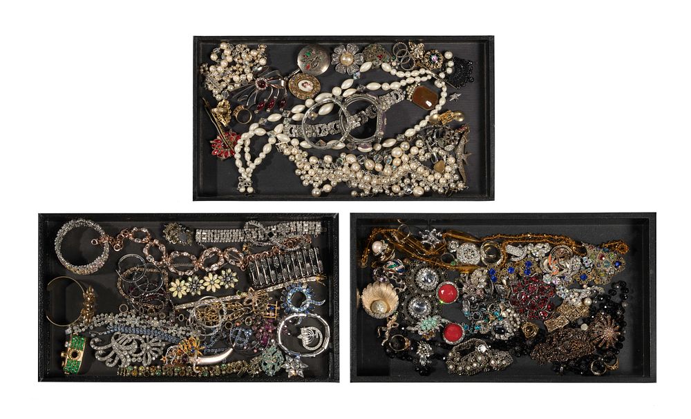 Lot 343: Rhinestone Jewelry Assortment