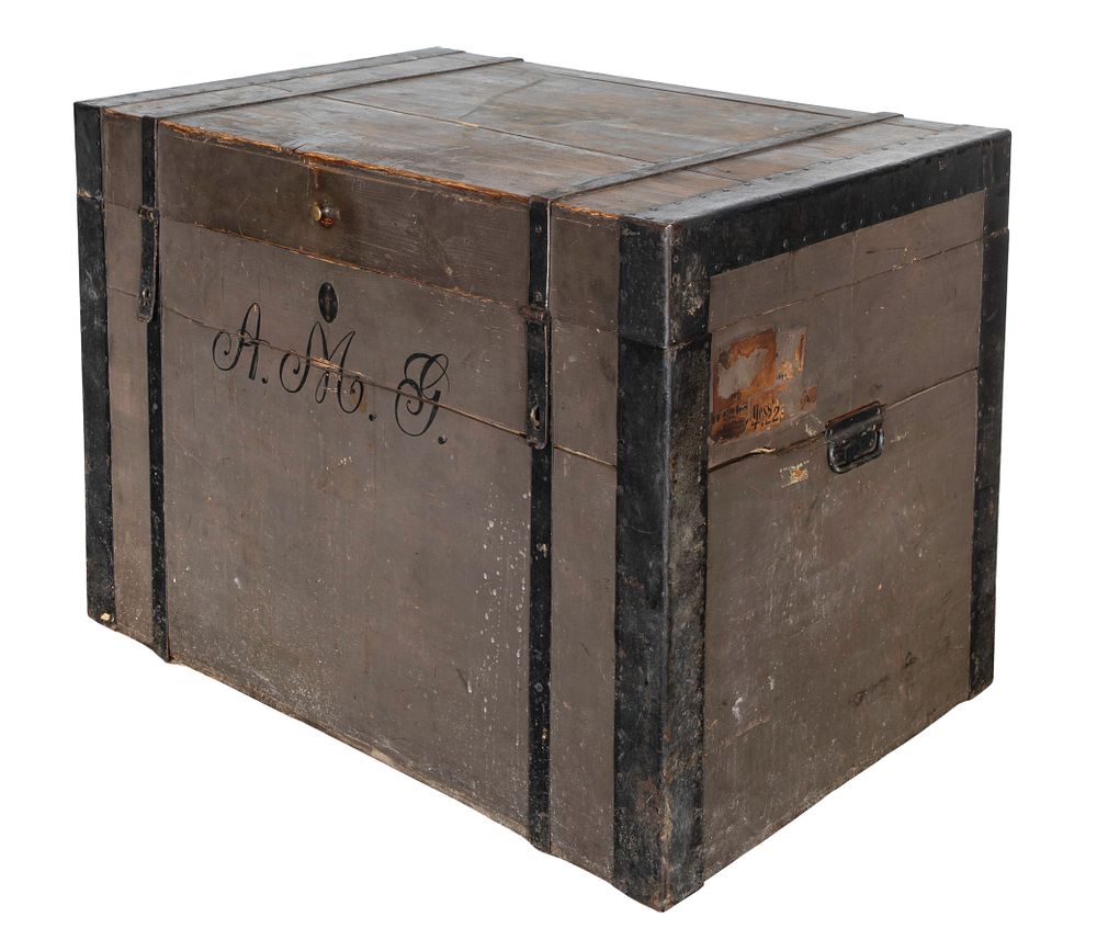 Lot 322: Norwegian Immigrant Travel Chest