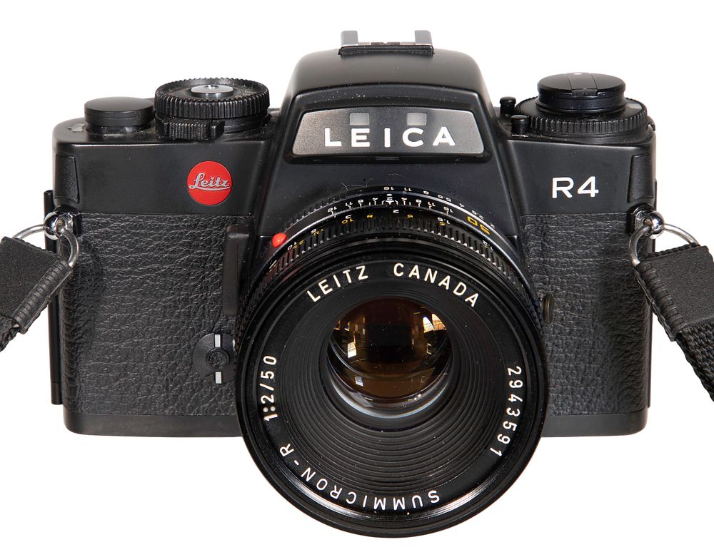 Lot 334: Leica R4 SLR Camera