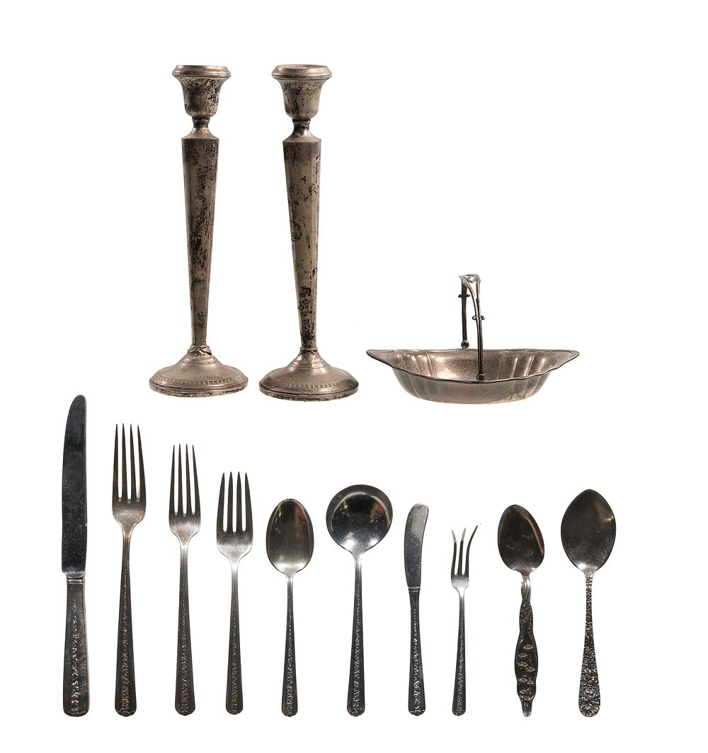 Lot 376: Towle Rambler Rose Sterling Silver Flatware Service