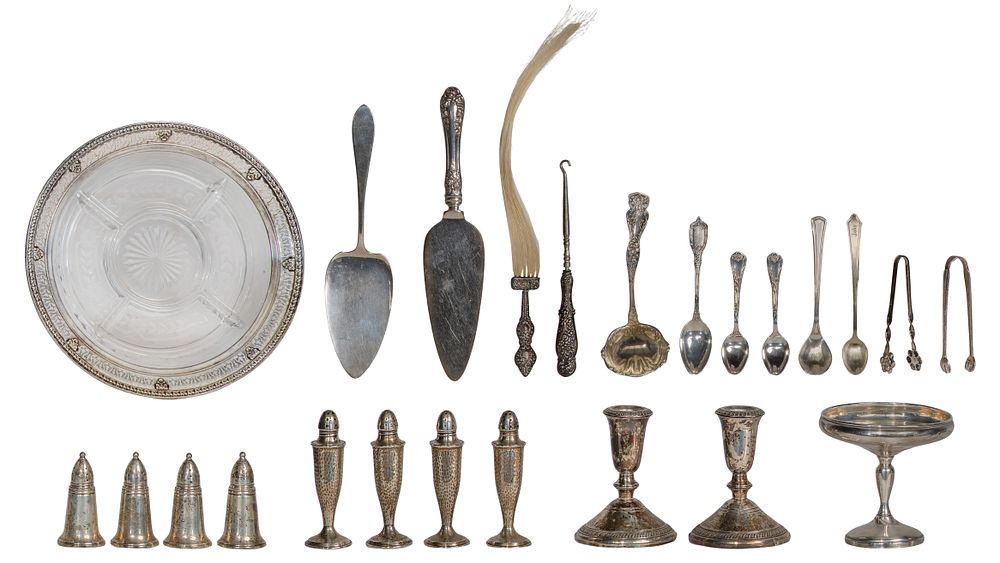 Lot 387: Sterling Silver Object Assortment