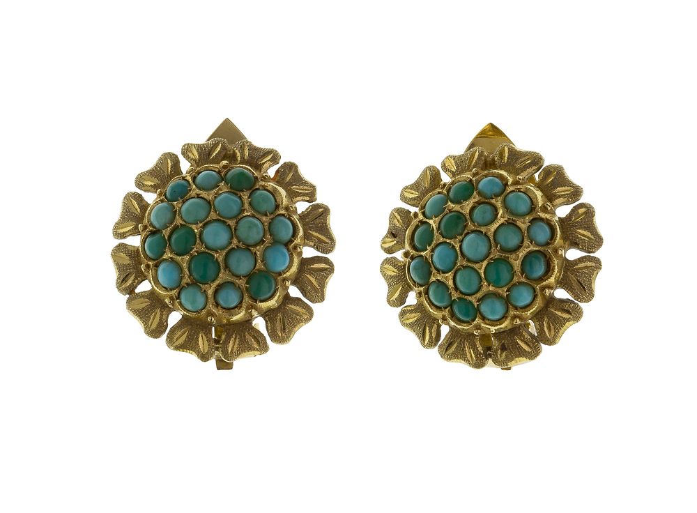 Lot 410: 18k Yellow Gold and Turquoise Clip Earrings