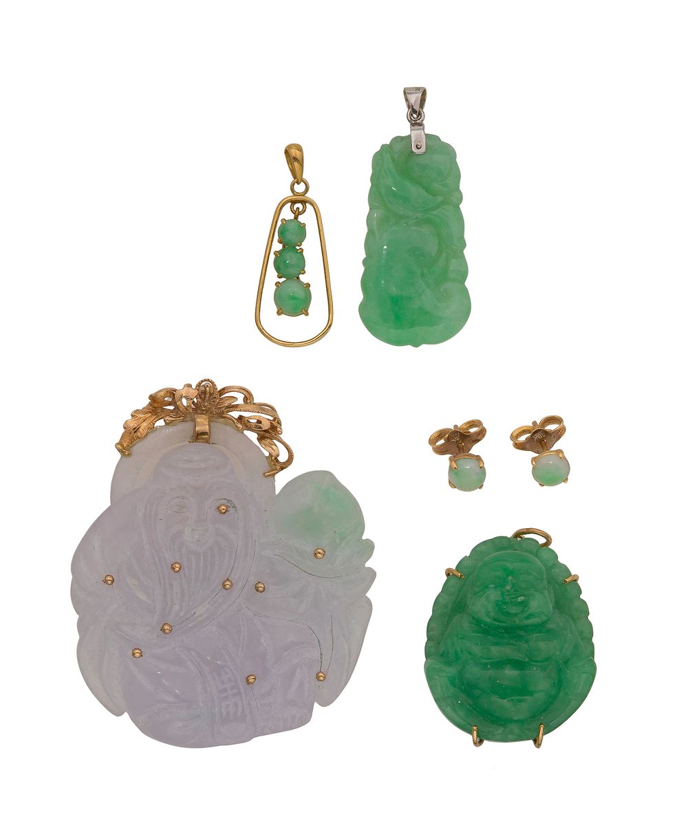 Lot 414: Gold and Jadeite Jade Jewelry Assortment