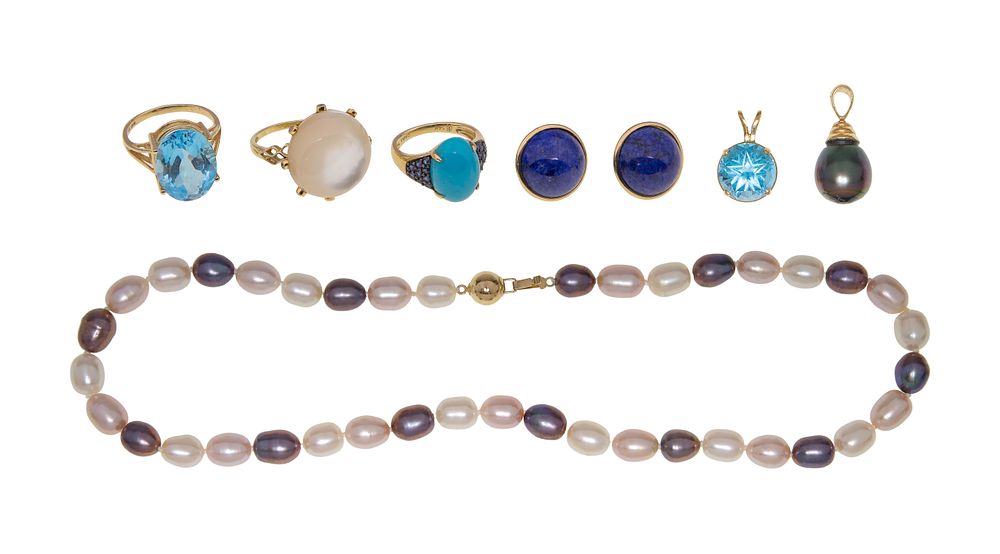 Lot 434: 14k Yellow Gold Jewelry Assortment