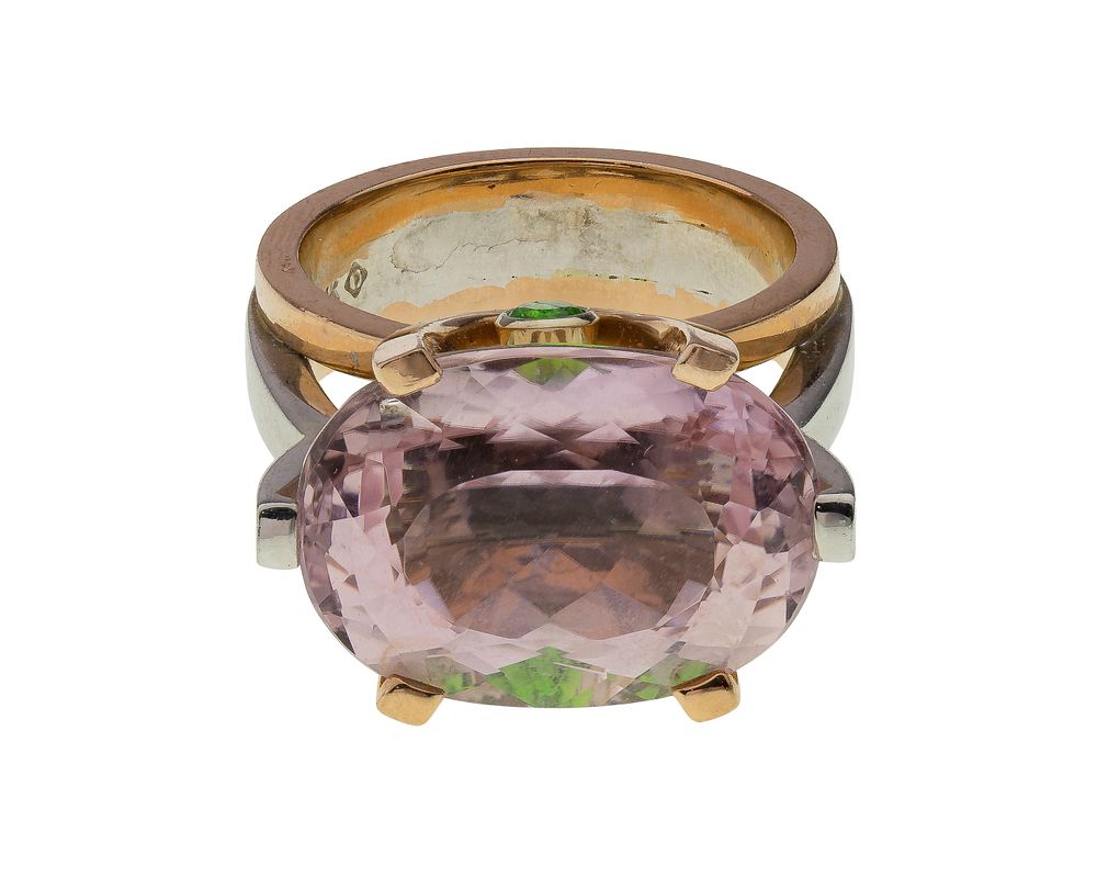 Lot 439: 14k Bi-Color Gold, Morganite and Tsavorite Garnet Ring