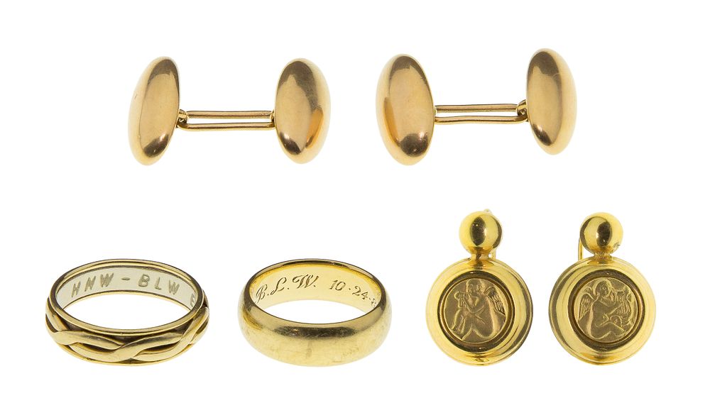 Lot 447: 14k Yellow Gold Jewelry Assortment