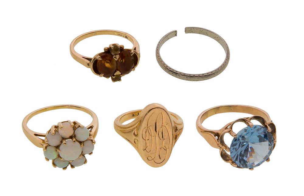 Lot 452: 18k and 10k Gold Ring Assortment
