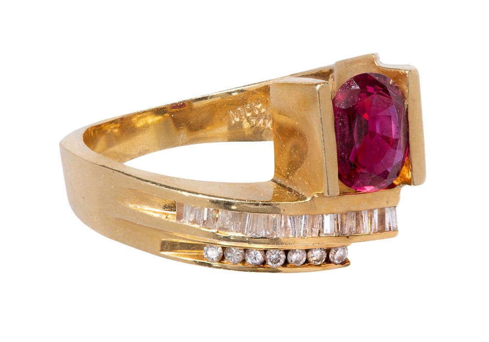 Lot 454: 18k Yellow Gold Ruby and Diamond Ring