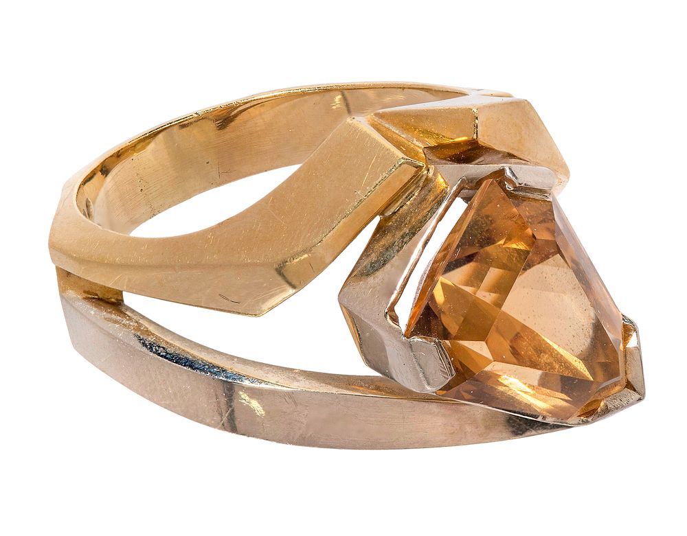 Lot 455: 18k Yellow Gold and Citrine Ring