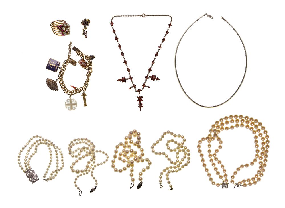 Lot 459: 14k Gold and Pearl Jewelry Assortment