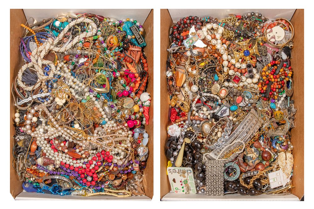 Lot 461: Costume Jewelry Assortment