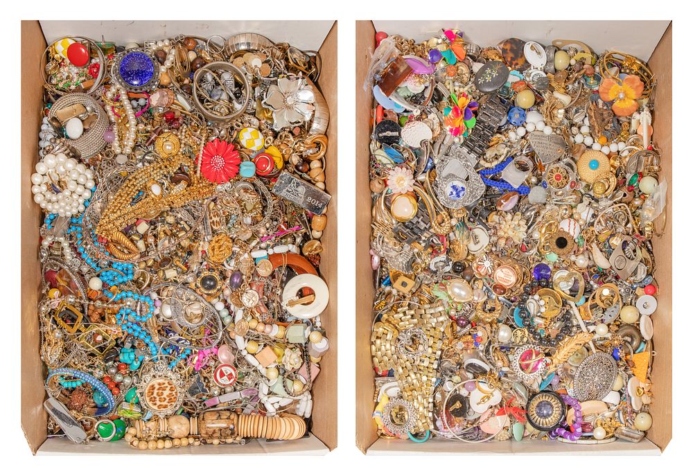 Lot 466: Costume Jewelry Assortment