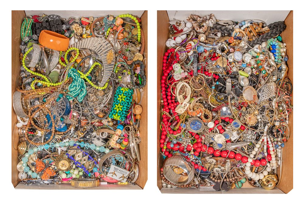 Lot 467: Costume Jewelry Assortment