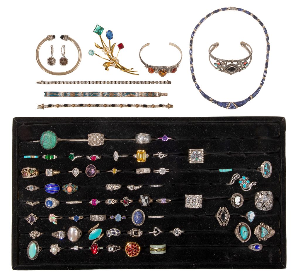 Lot 470: Sterling Silver Jewelry Assortment