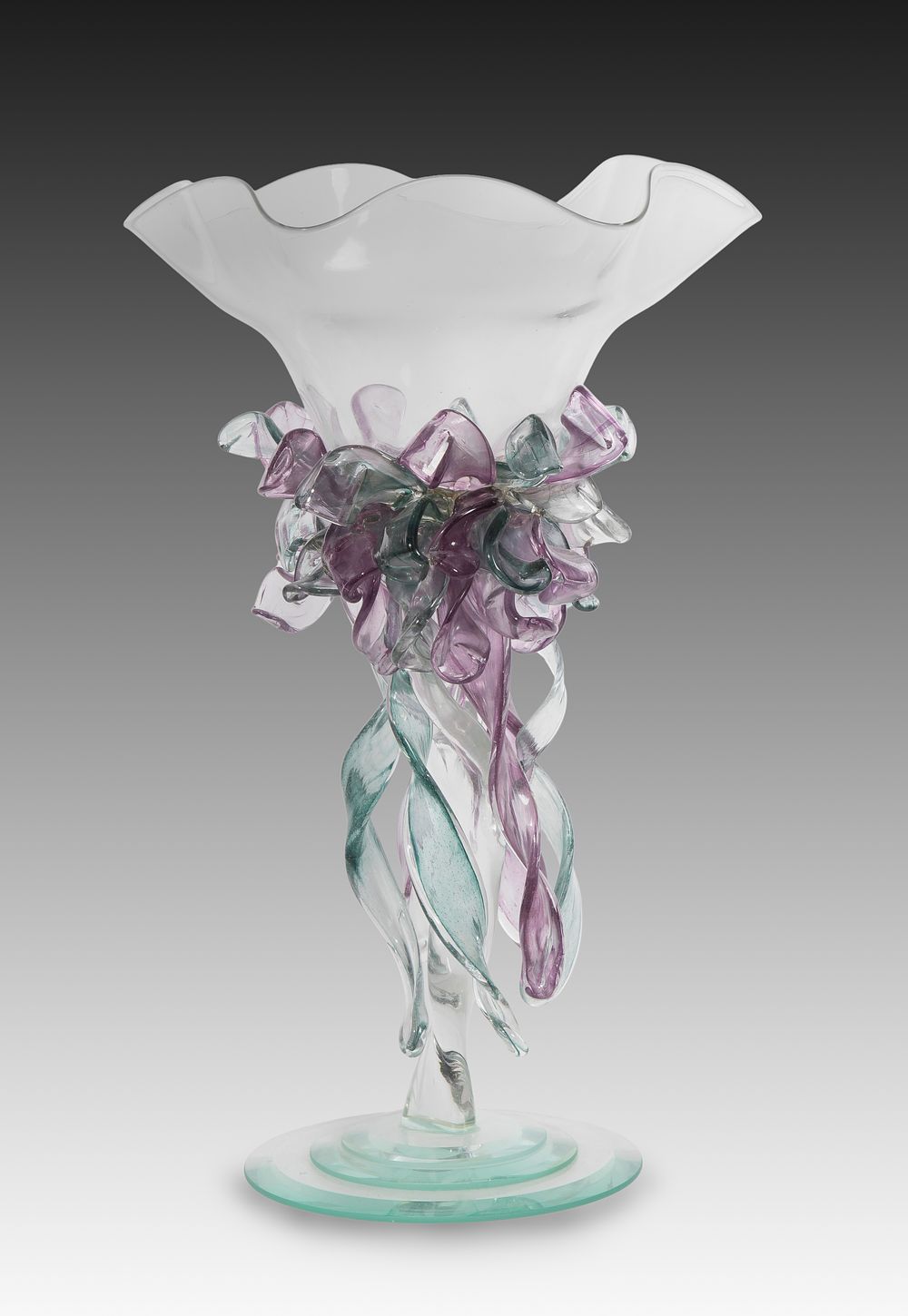 Lot 289: Art Glass Vase