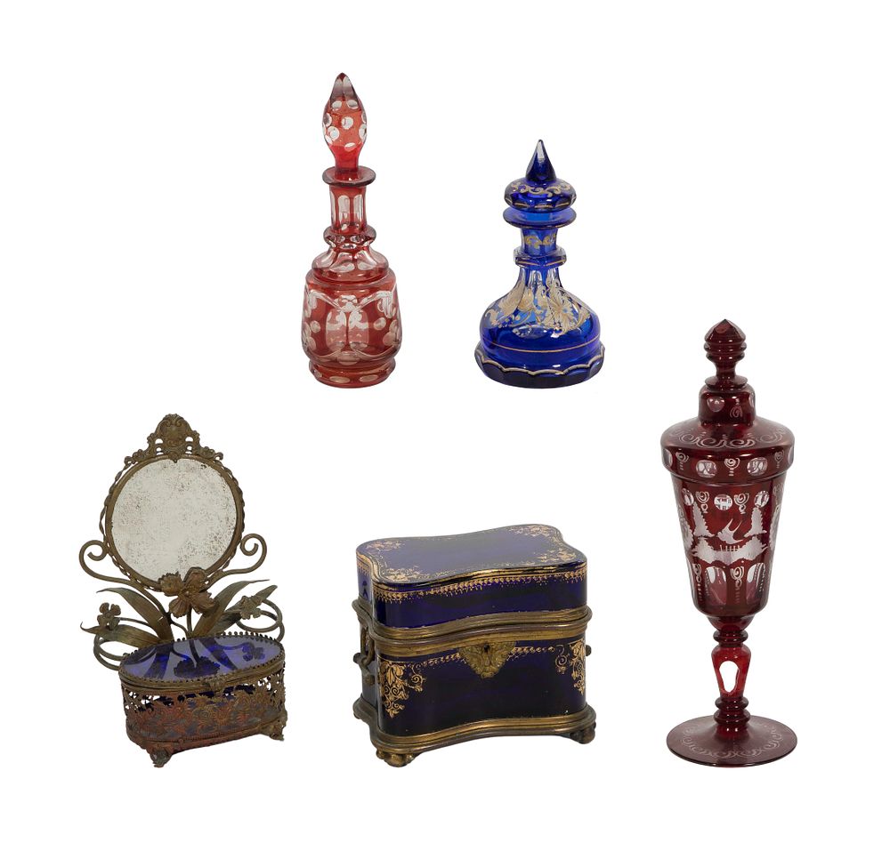 Lot 332: Victorian Glass Vanity Assortment