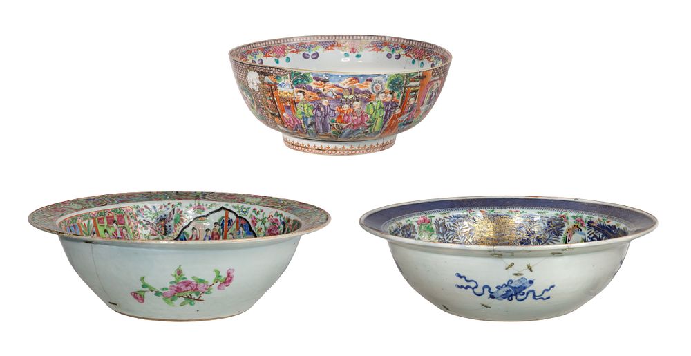 Lot 406: Chinese Export Porcelain Bowl Assortment