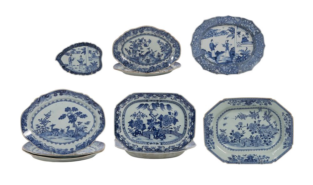 Lot 420: Chinese Export Blue and White Porcelain Assortment