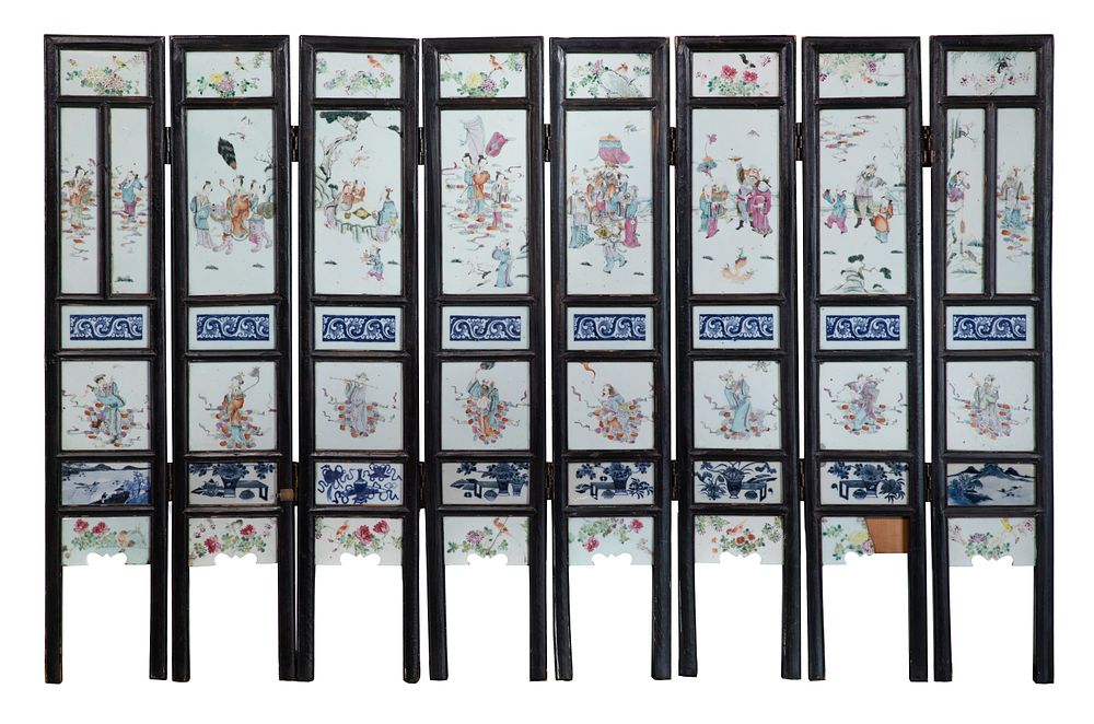 Lot 446: Chinese Porcelain and Wood Screen