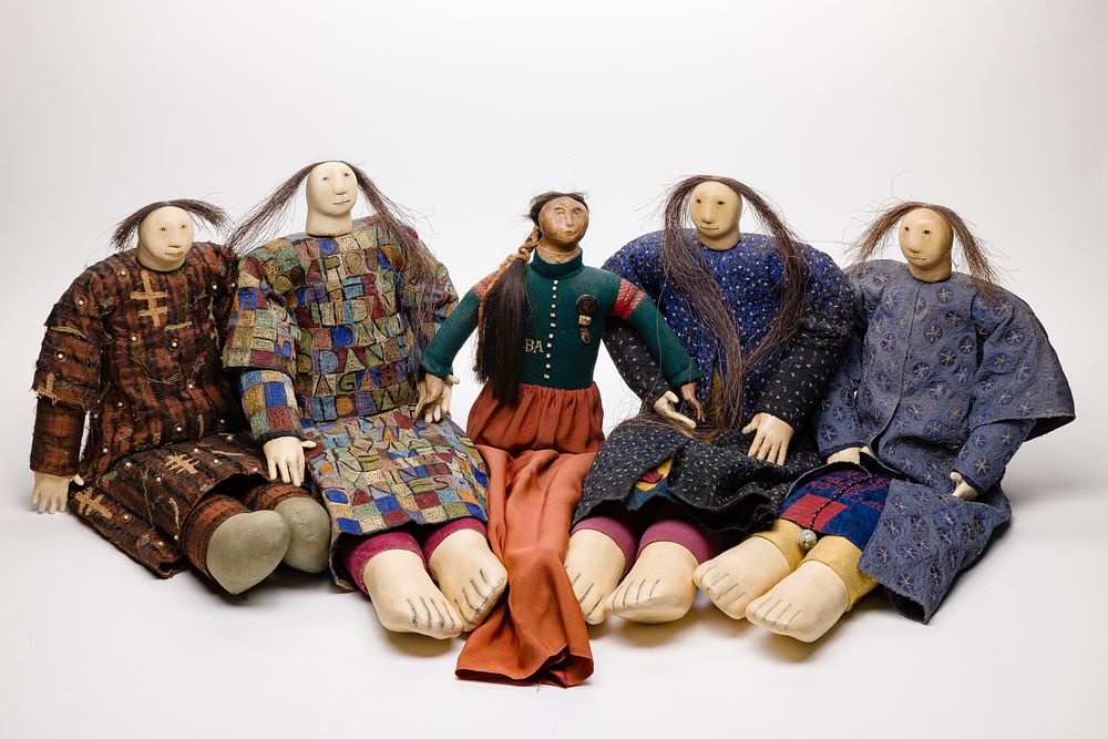 Lot 486: Charla Khanna (Native American, b.1944) Doll Assortment