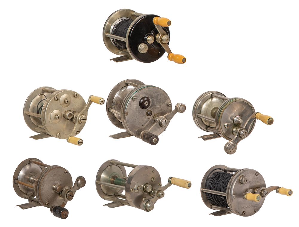 Lot 493: Fishing Reel Assortment