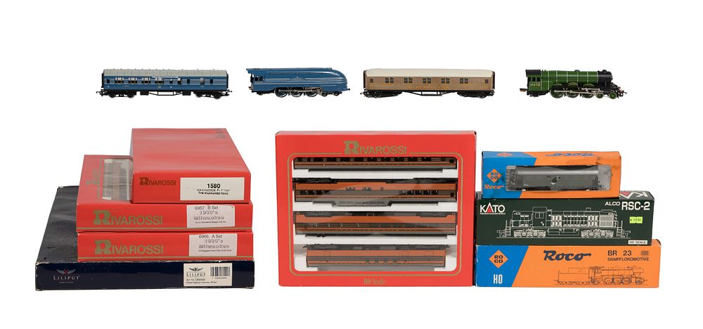Lot 513: HO Scale Model Train Assortment