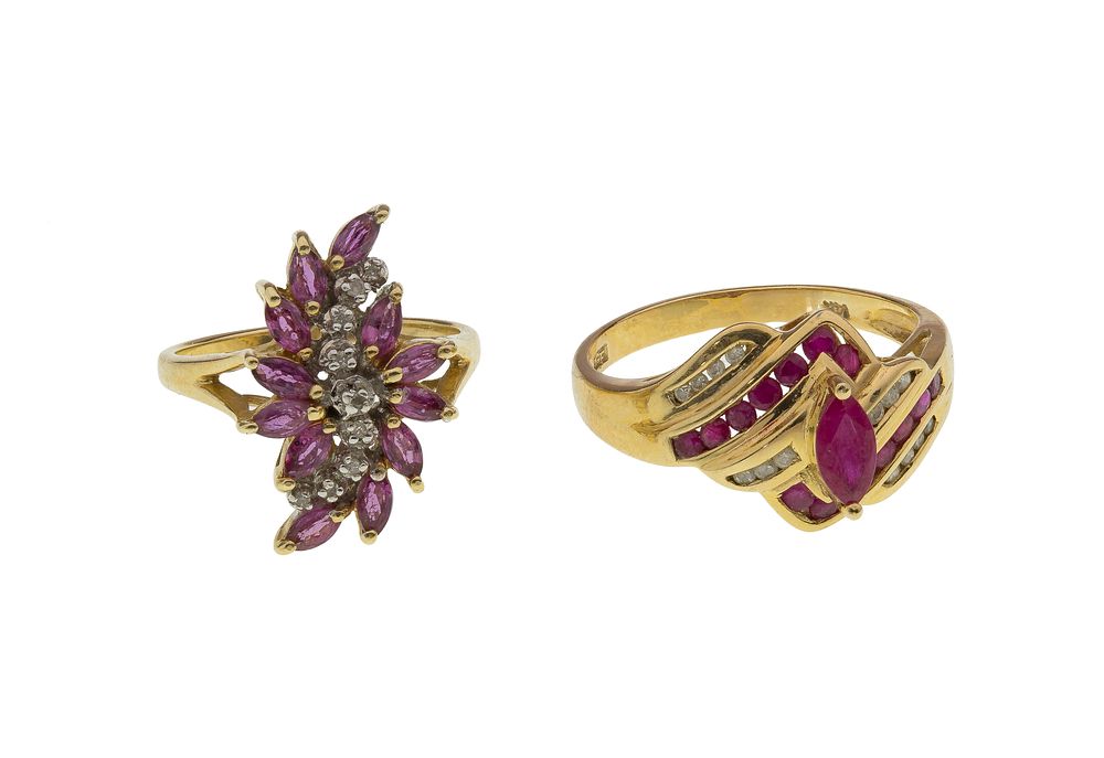 Lot 582: 14k Yellow Gold, Ruby and Diamond Rings