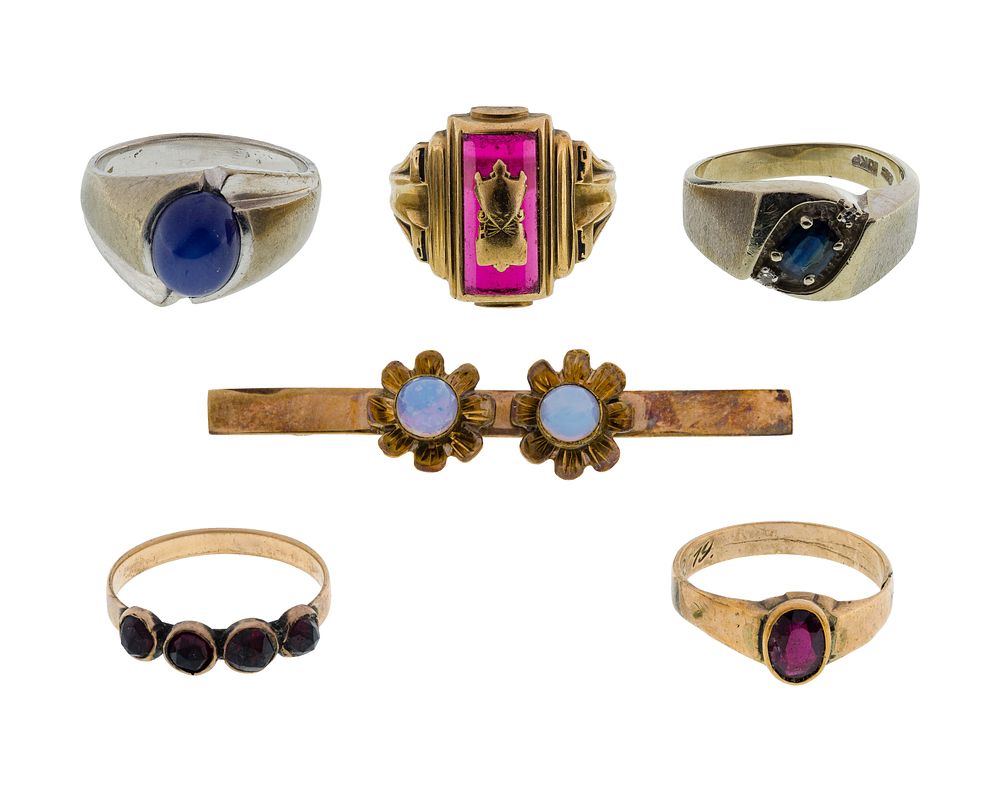 Lot 588: 10k Gold Jewelry Assortment