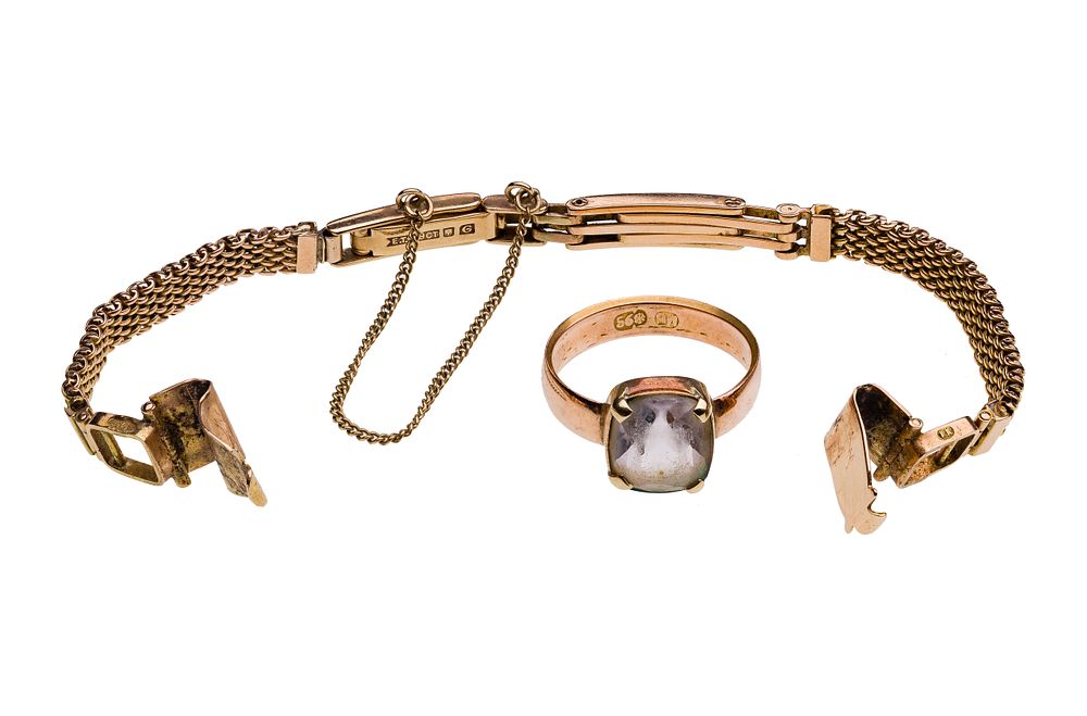 Lot 591: Mixed 14k / 9k Gold Jewelry