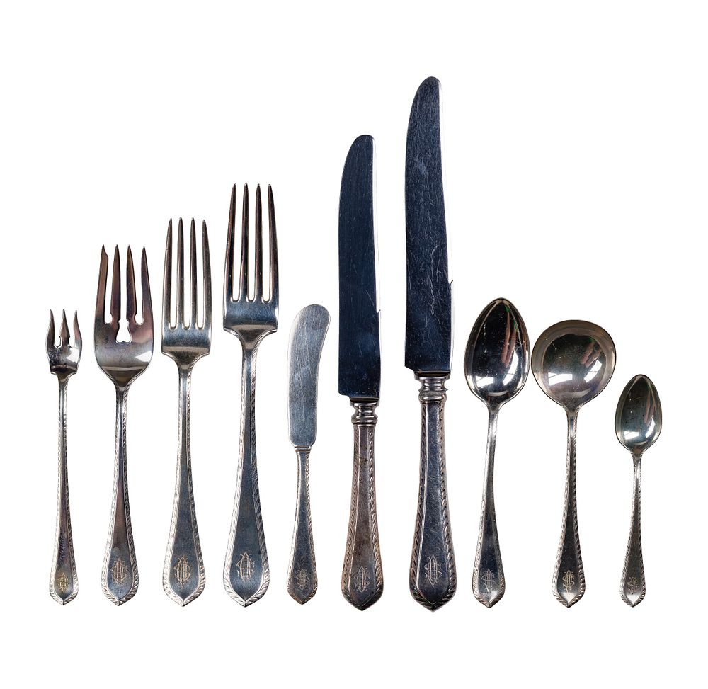 Lot 623: Gorham Old London Engraved Sterling Silver Flatware Service