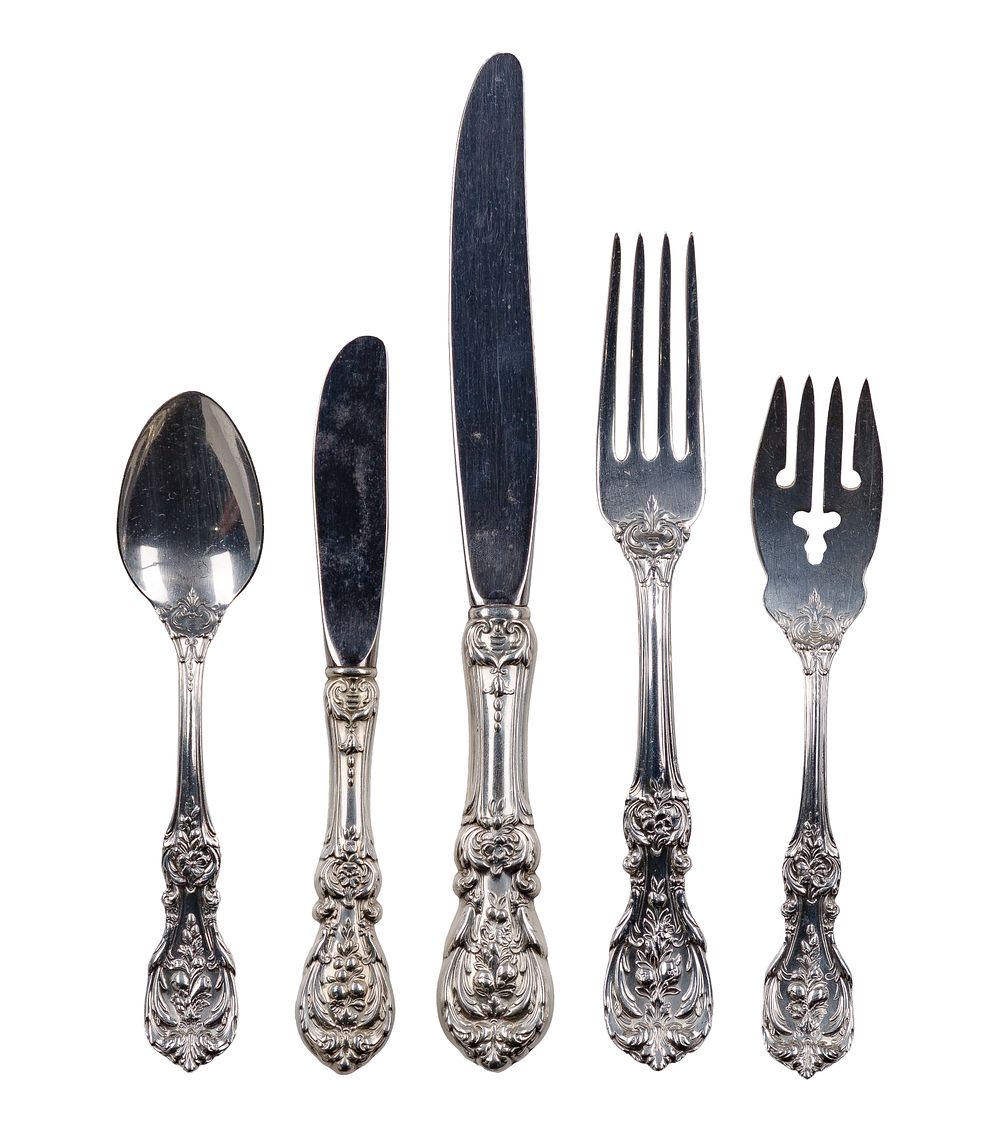 Lot 644: Reed & Barton Francis I Sterling Silver Flatware Service