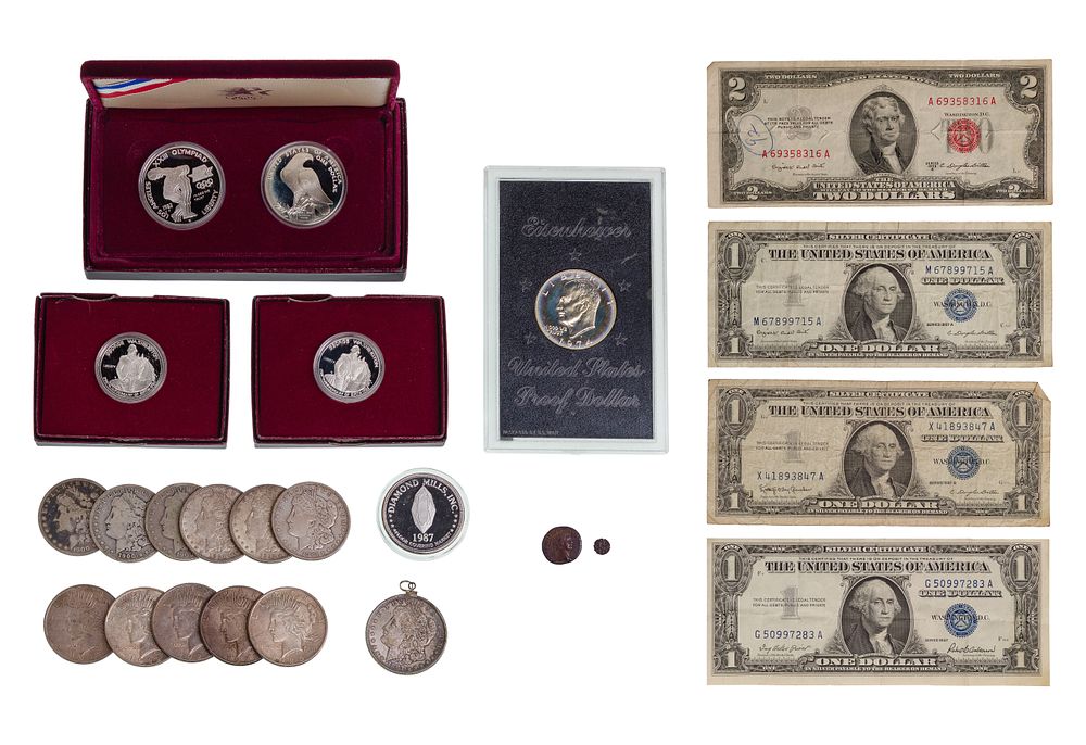 Lot 696: US Coin and Currency Assortment