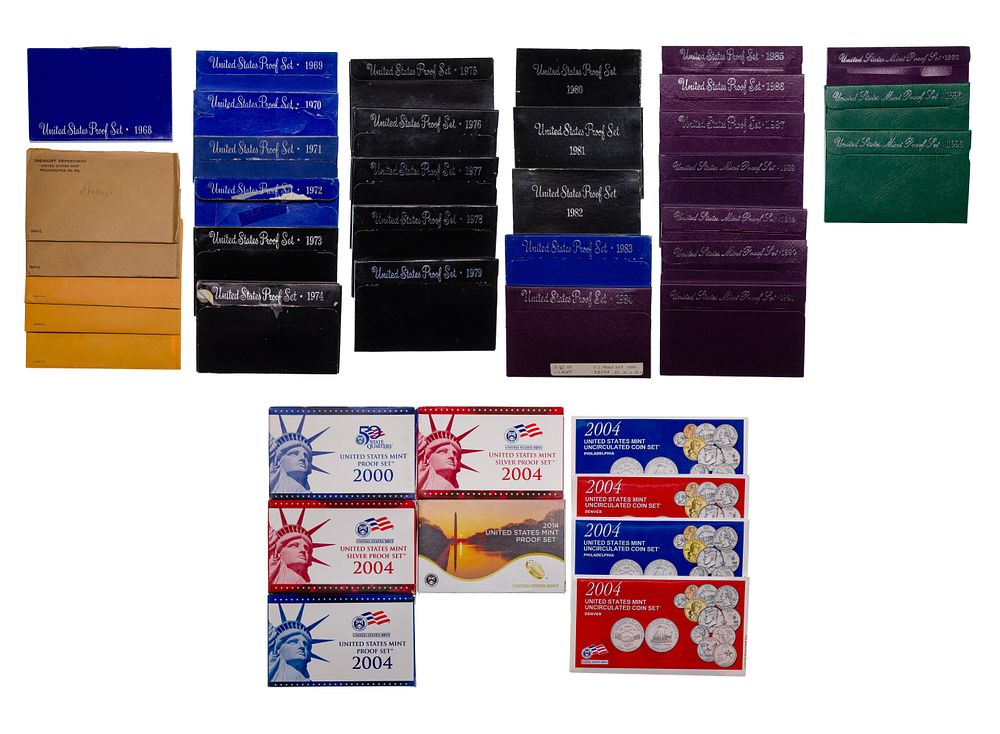 Lot 700: US Mint Set, World Coin and Currency Assortment