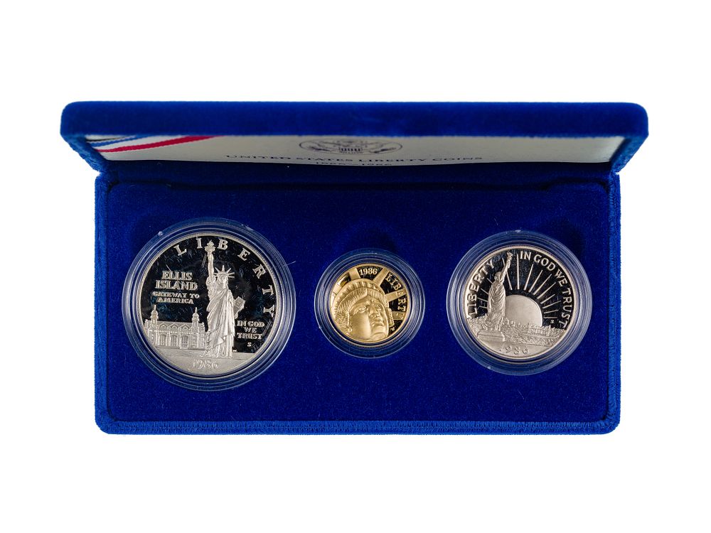 Lot 705: 1986 US Liberty Gold Coin Set