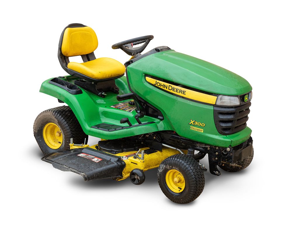 Lot 715: John Deere X300 Riding Lawnmower