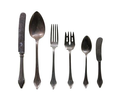 Gorham - Gorham Clermont Sterling Silver Flatware Service (51) items including (10) 8 1/2-inch 