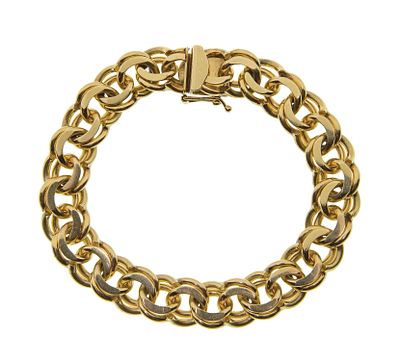 14k Yellow Gold Bracelet A double-O style link bracelet, 0.25 inches wide (marked '14k' on back 