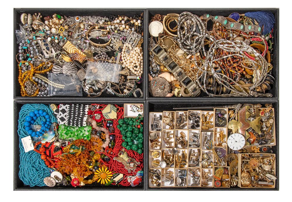 Lot 480: Costume Jewelry Assortment