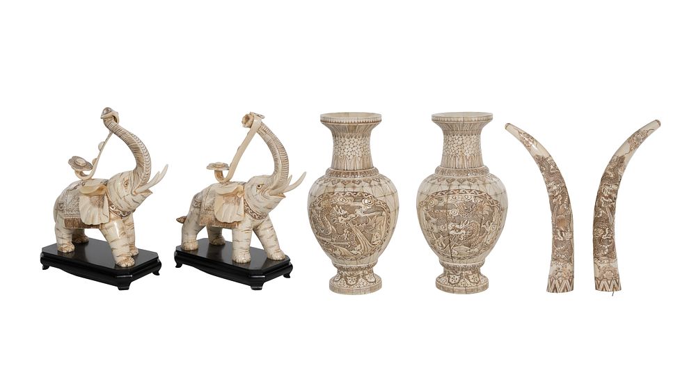 Lot 253: Asian Bone Veneer Object Assortment