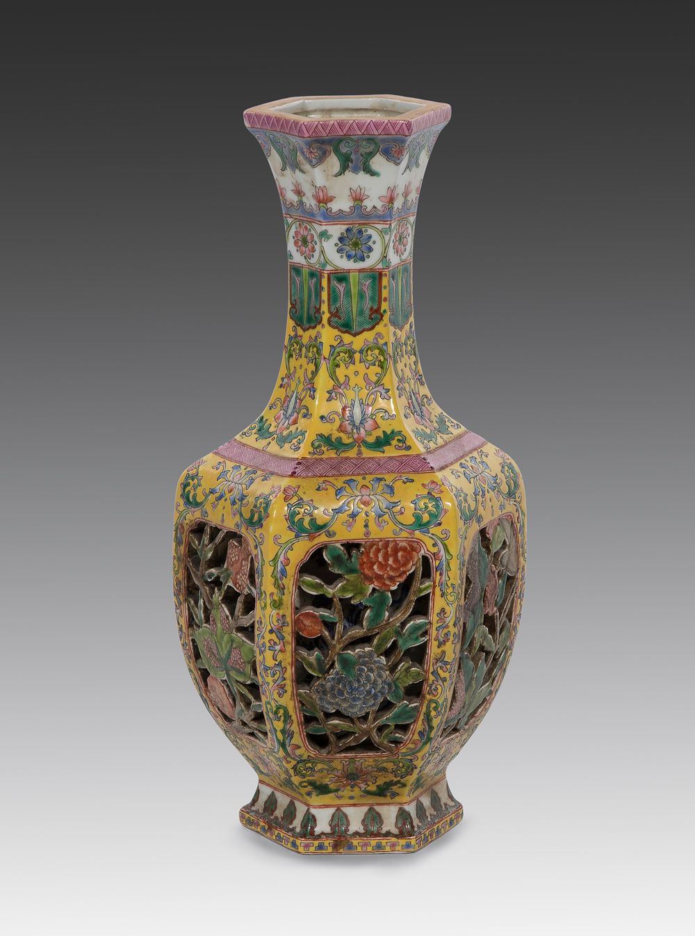 Lot 255: Chinese Reticulated Porcelain Vase