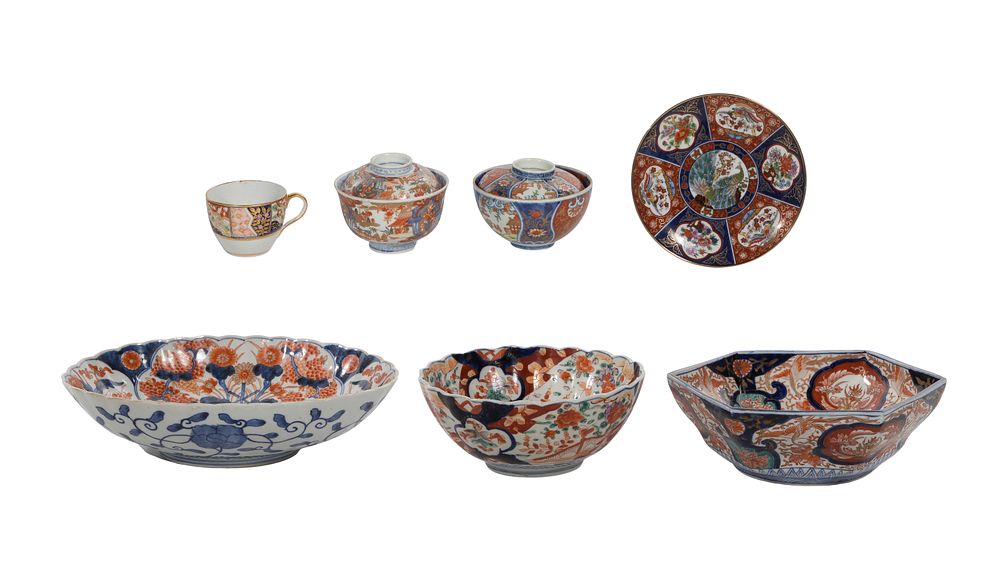 Lot 257: Japanese Imari Style Porcelain Assortment