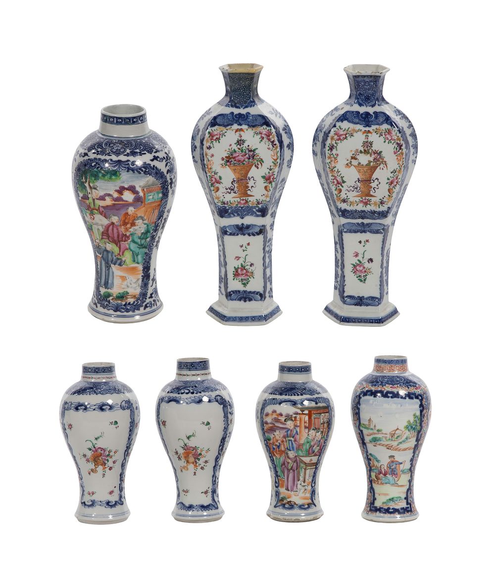 Lot 259: Chinese Export Porcelain Vase Assortment